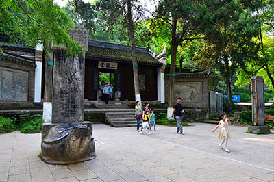 【襄陽】古隆中 中國(guó)唐城影視城 汽車二日游_4